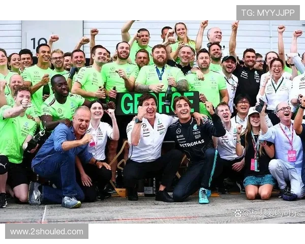 F1赛季战况激烈 多队纷纷更换车手阵容挑战新赛季